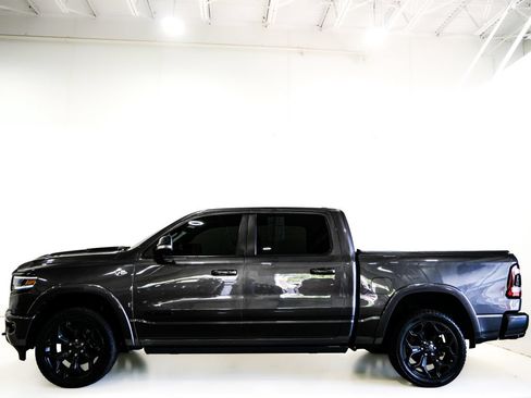 Used 2022 RAM 1500 Limited w/ Night Edition AWD/4WD image 5