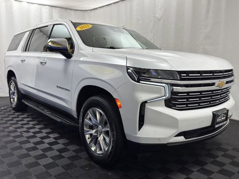 Used 2023 Chevrolet Suburban Premier image 14