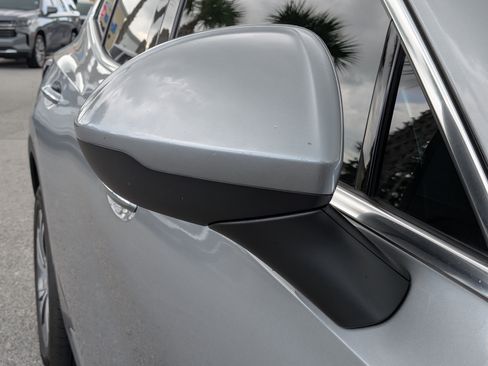 Certified 2023 Buick Envision Essence FWD image 11