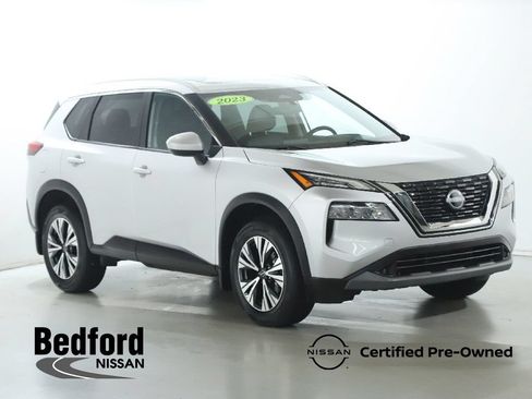 Certified 2023 Nissan Rogue SV w/ SV Premium B Package AWD/4WD image 1