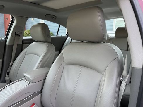 Used 2011 Buick LaCrosse CXL w/ Driver Confidence Package AWD/4WD image 17