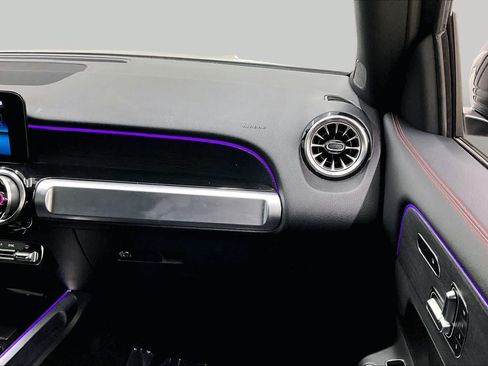 Certified 2023 Mercedes-Benz GLB 250 image 17