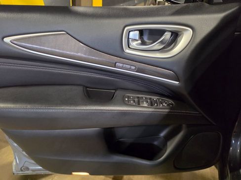 Used 2020 INFINITI QX60 Signature Edition AWD/4WD image 5