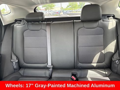 Used 2024 Chevrolet Trax LT w/ Driver Confidence Package FWD image 20