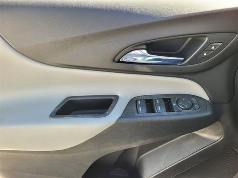Certified 2021 Chevrolet Equinox LS w/ LS Convenience Package image 21