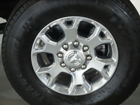 Used 2024 RAM 2500 Laramie w/ Safety Group image 42