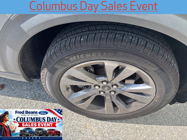 Used 2022 Ford Explorer XLT w/ Equipment Group 202A AWD/4WD image 3