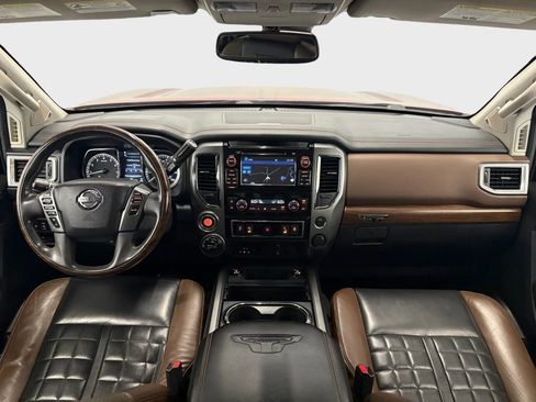 Used 2017 Nissan Titan Platinum Reserve image 25