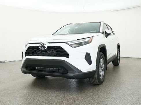 New 2025 Toyota RAV4 XLE image 32