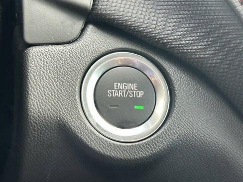 Used 2023 Chevrolet Equinox RS image 26