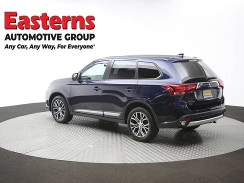 Used 2018 Mitsubishi Outlander AWD image 61