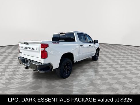 Used 2022 Chevrolet Silverado 1500 LT Trail Boss w/ LT Trail Boss Premium Package AWD/4WD image 12