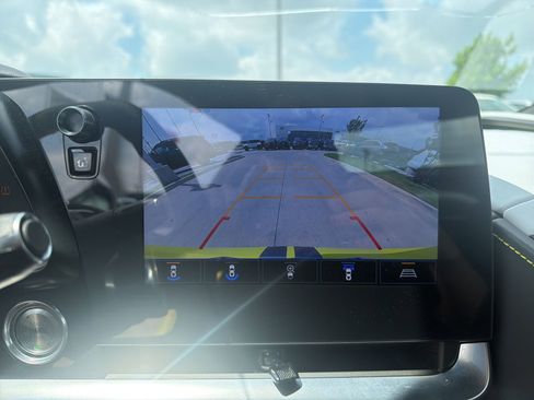 Used 2022 Chevrolet Corvette Stingray Premium Conv w/ Z51 Performance Package RWD image 24