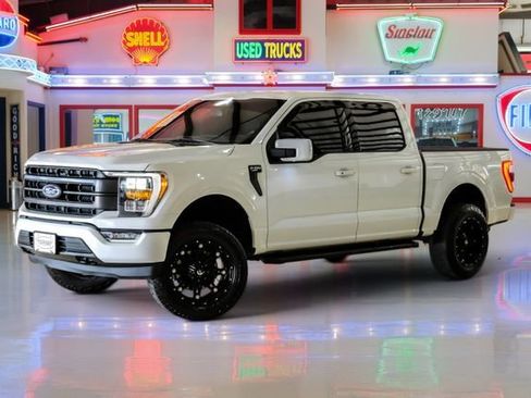 Used 2022 Ford F150 Lariat AWD/4WD image 2