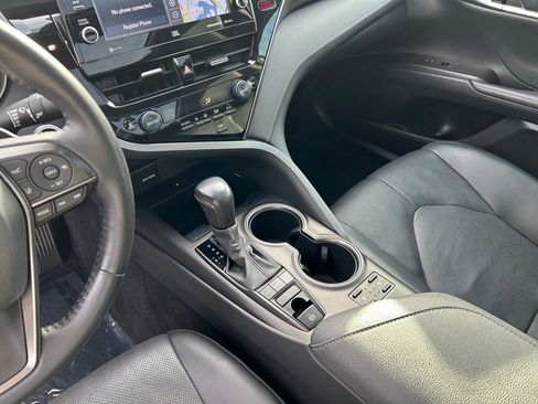 Used 2022 Toyota Camry XSE w/ Navigation Package FWD image 20
