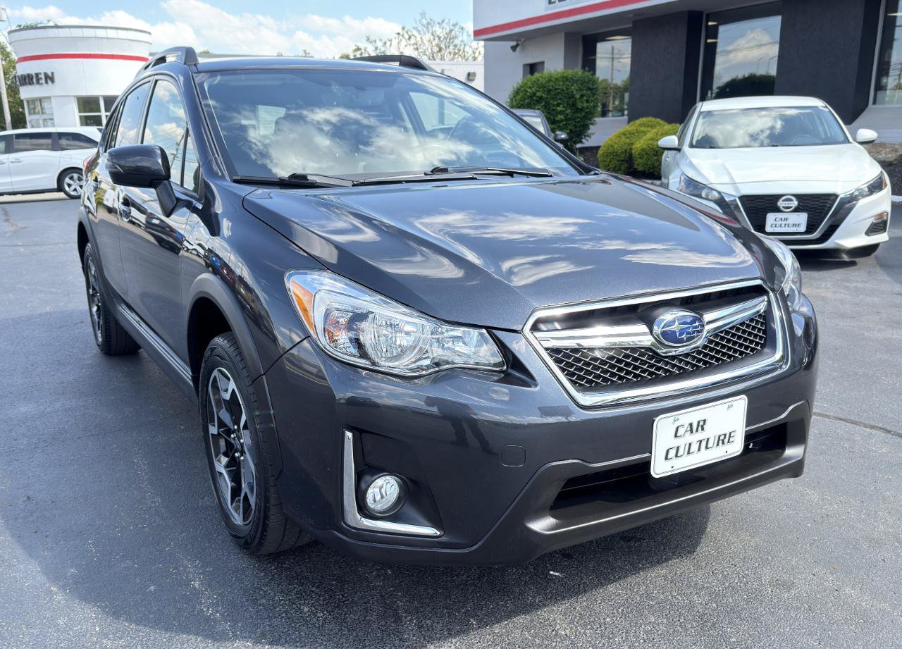 Used 2017 Subaru Crosstrek 2.0i Limited w/ Popular Package #2 AWD/4WD image 4