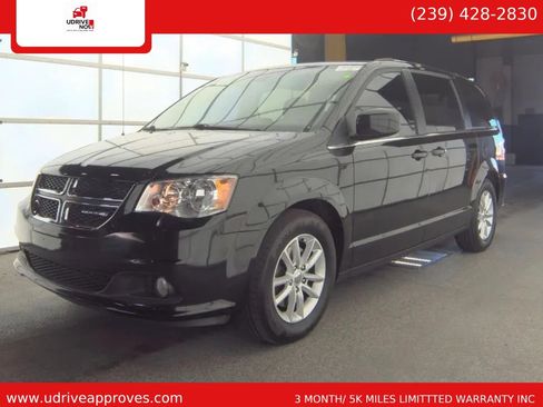 Used 2019 Dodge Grand Caravan SXT FWD image 1