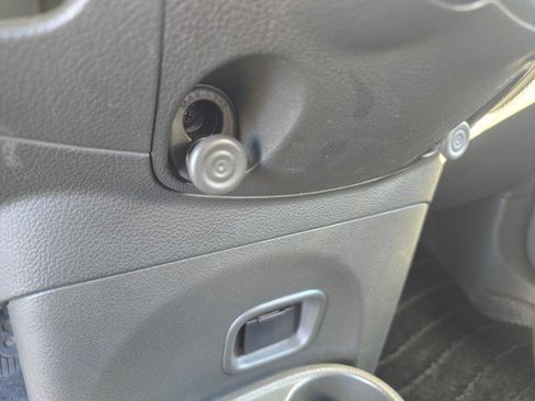 Used 2013 Nissan Cube 1.8 S w/ Interior Designer Pkg image 35