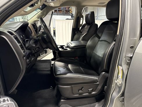 Used 2024 RAM 2500 Laramie image 8