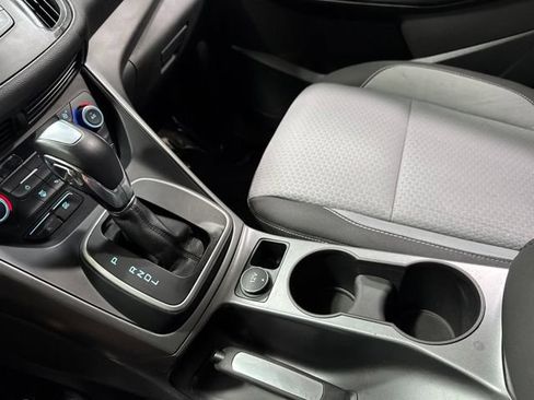 Used 2017 Ford C-MAX SE FWD image 20