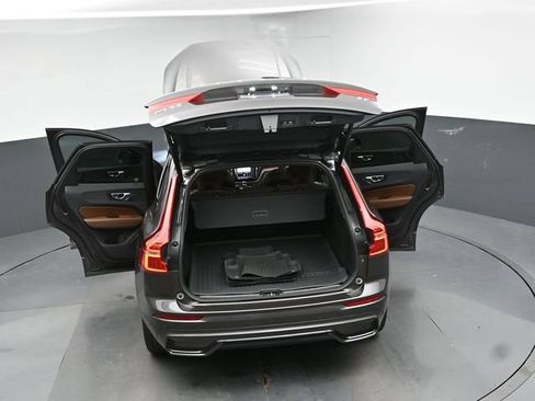 Used 2023 Volvo XC60 B5 Plus w/ Climate Package AWD/4WD image 49