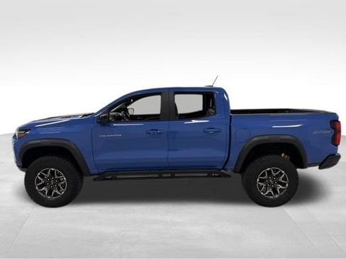 Certified 2025 Chevrolet Colorado ZR2 w/ Technology Package AWD/4WD image 3
