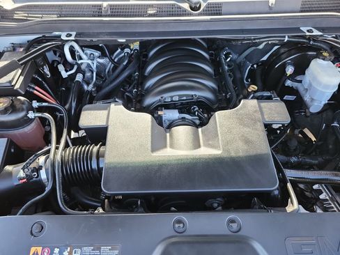 Used 2020 GMC Yukon Denali w/ Denali Premium Package AWD/4WD image 16