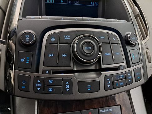 Used 2010 Buick LaCrosse CXL image 12