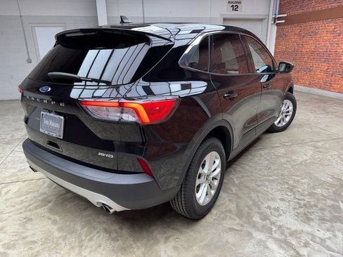 Certified 2022 Ford Escape SE w/ Convenience Package image 5