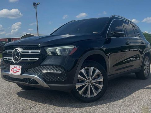 Used 2021 Mercedes-Benz GLE 350 4MATIC image 2