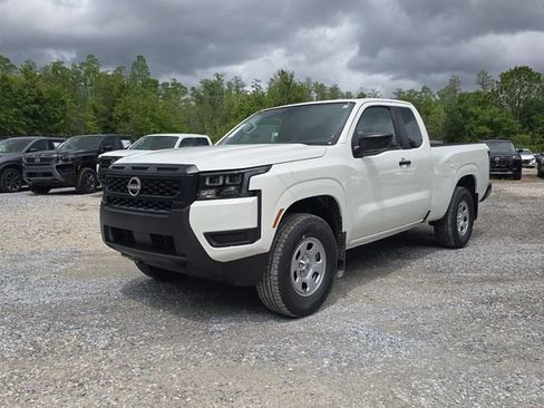 New 2026 Nissan Frontier S image 4