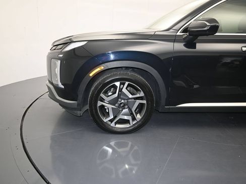 Used 2024 Hyundai Palisade Limited FWD image 9