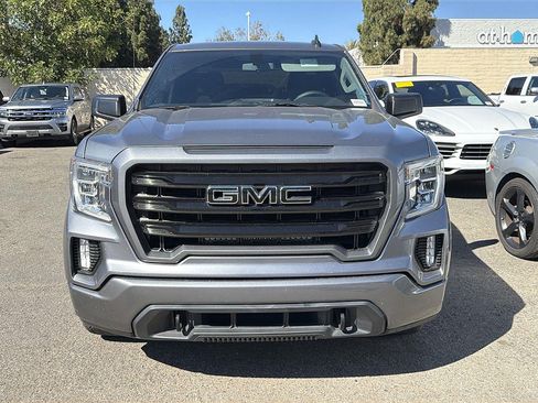 Used 2021 GMC Sierra 1500 Elevation w/ LPO, Elevation Black Package AWD/4WD image 2