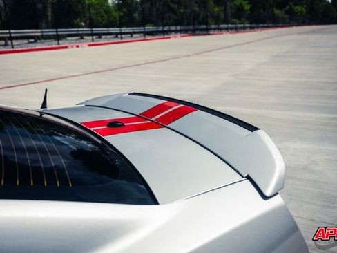 Used 2012 Ford Mustang Shelby GT500 w/ SVT Performance Pkg image 27