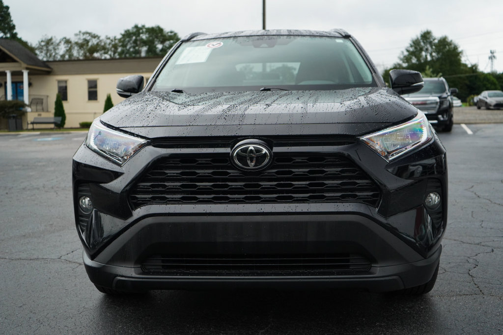 Used 2021 Toyota RAV4 XLE FWD image 17