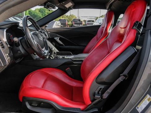 Used 2016 Chevrolet Corvette Stingray Coupe RWD image 40
