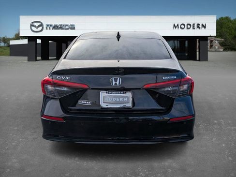 Used 2022 Honda Civic Touring image 4
