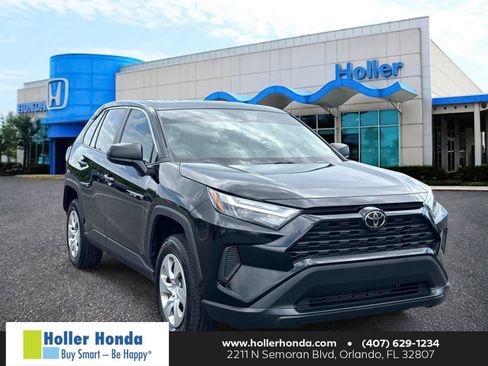 Used 2023 Toyota RAV4 LE FWD image 1