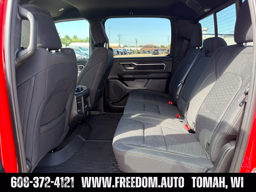 Used 2025 RAM 1500 Big Horn AWD/4WD image 26