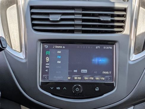 Used 2016 Chevrolet Trax LT FWD image 27