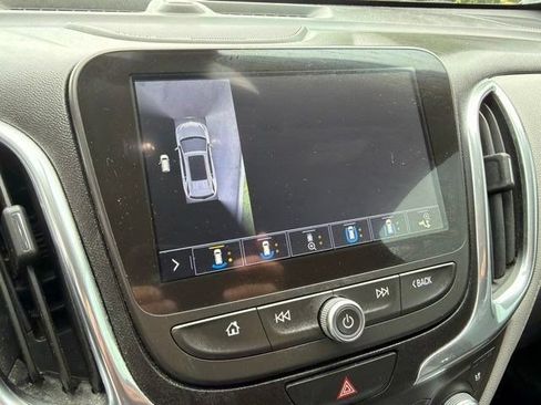 Used 2019 Chevrolet Equinox Premier w/ Premier True North Edition AWD/4WD image 22