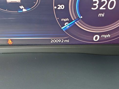 Used 2023 Volkswagen Atlas Cross Sport SE AWD/4WD image 13