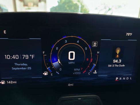 New 2026 Chevrolet Traverse LT w/ Enhanced Driving Package image 12