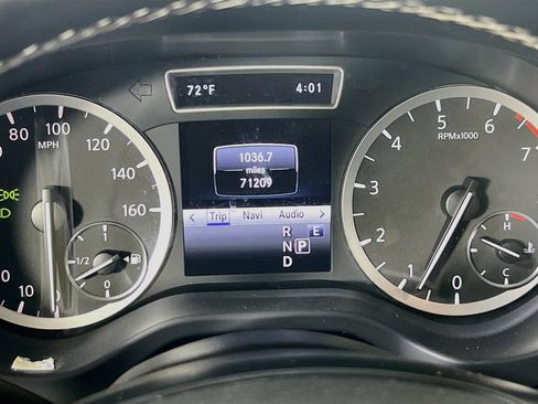 Used 2019 INFINITI QX30 AWD w/ Navigation Package image 12