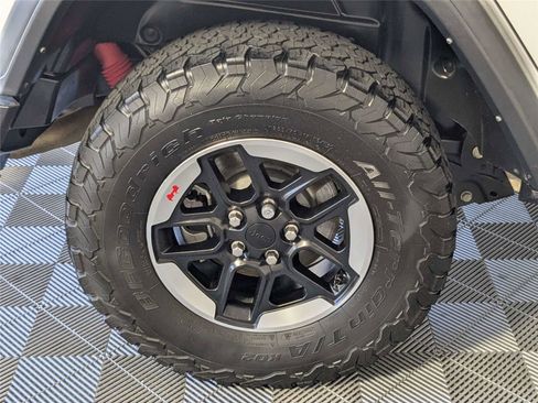 Used 2021 Jeep Wrangler Unlimited Rubicon AWD/4WD image 9