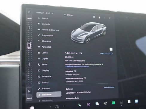 Used 2023 Tesla Model S Standard Range image 26