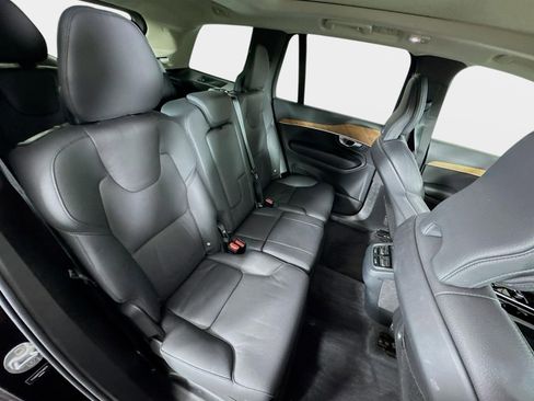 Used 2024 Volvo XC90 B6 Plus w/ Protection Package image 31