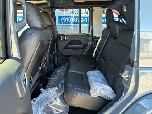 New 2026 Jeep Wrangler Sahara image 42