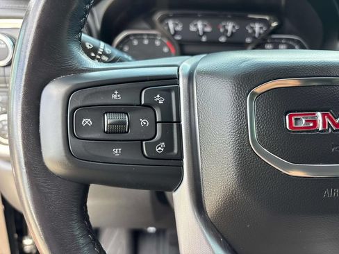 Used 2022 GMC Sierra 1500 SLT w/ SLT Premium Plus Package AWD/4WD image 25