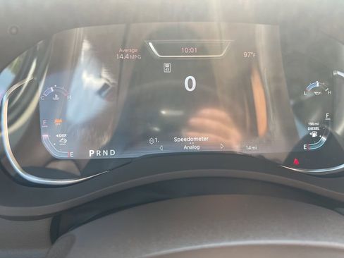 Used 2025 RAM 2500 Laramie AWD/4WD image 61